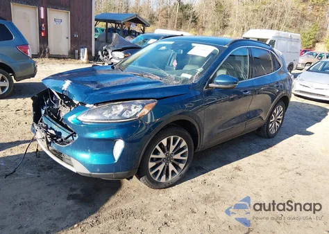 2020 Ford Escape Titanium from USA, damaged, VIN 1FMCU9J95LUA03987